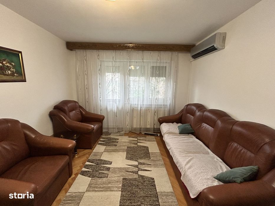 Inchiriez apart.3 cam.central,in spate la BCR,modern,centrala proprie