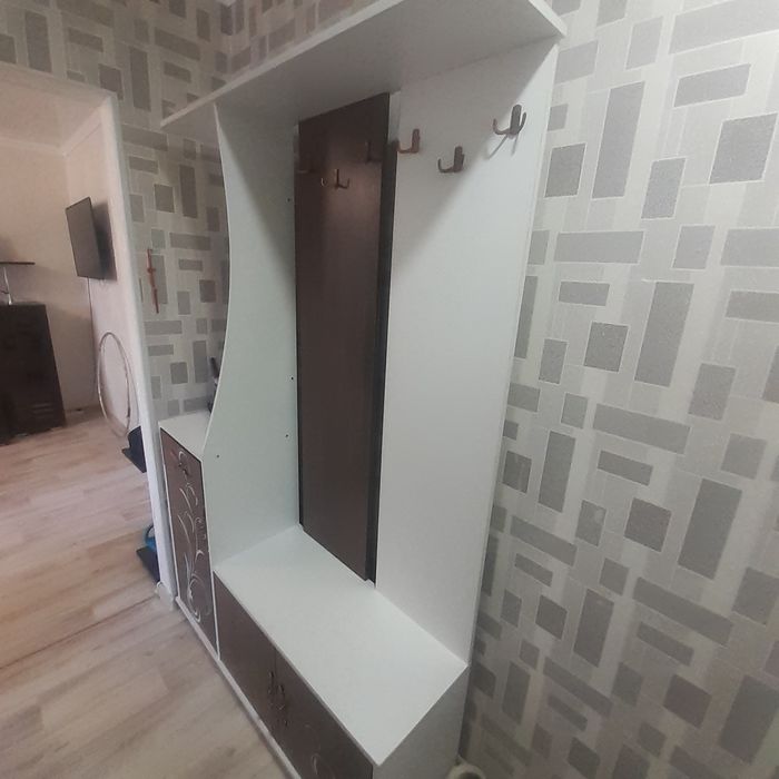 Продается прихожка