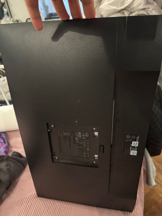 Monitor DELL P2419HC cu display spart