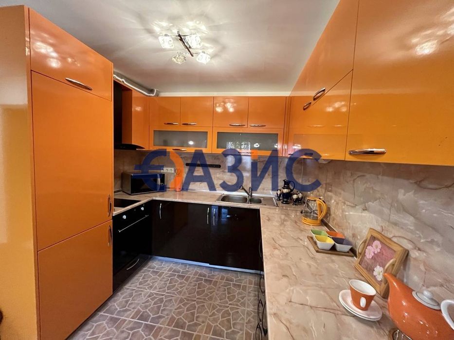 Продава се Двустаен апартамент в Свети Влас - 76 кв.м за 948 €/кв.м - Снимка #11