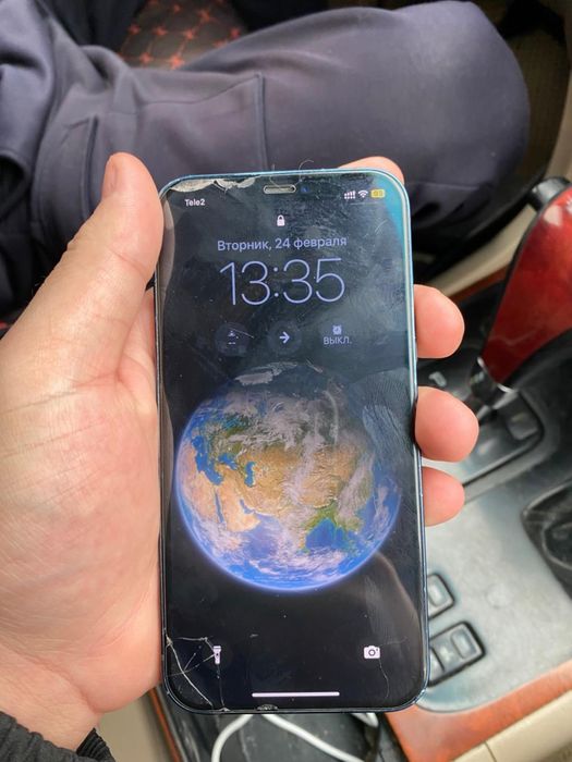 Айфон 12 бары радной