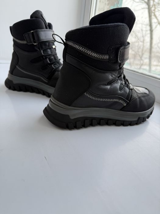 Зимняя обувь на мальчика