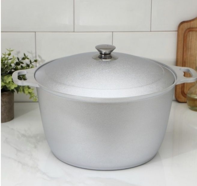 Новый казан 8 литров.