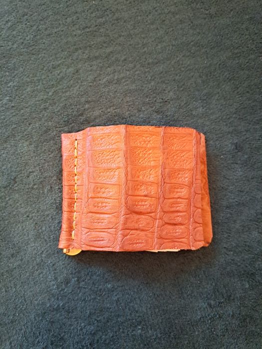 Portbancote din piele.de crocodil