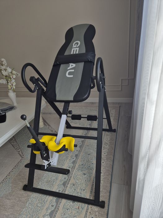 Genau Инверсионный стул