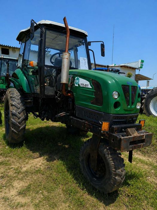 TTZ 811 Kuchli va ishonchli traktor