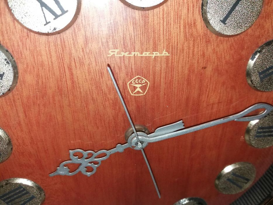 Часы Советские. Янтарь