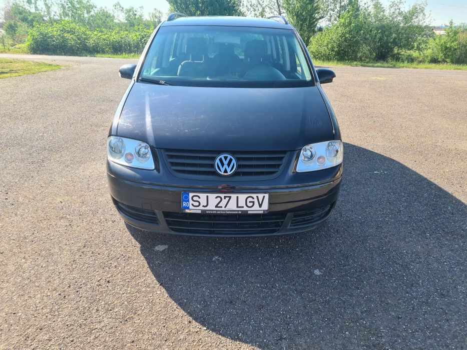 Vand touran an 2007 motor 1.9 diesel 105cai 6trepte