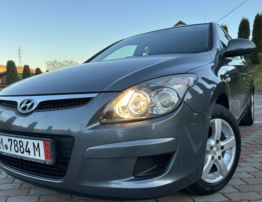 -Hyundai i30 facelift-2010-1.4benzina-109cai-euro4-adusa germania-