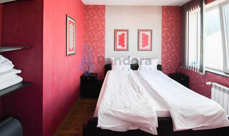 Двустаен апартамент под наем в Центъра