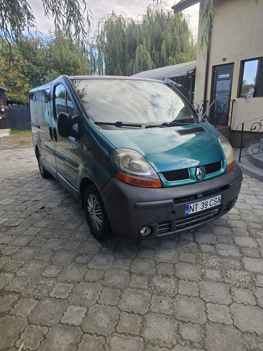 Renault trafic 1.9 tdi 8+1 locuri