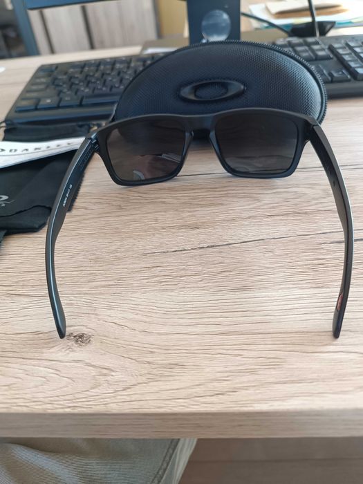 Слънчеви очила Oakley Holbrook ОО9244