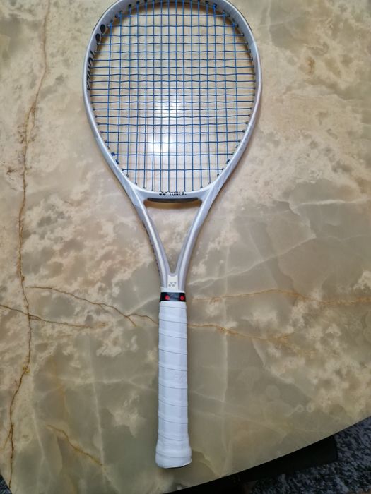 Vand racheta Yonex V core sand Beige 100
