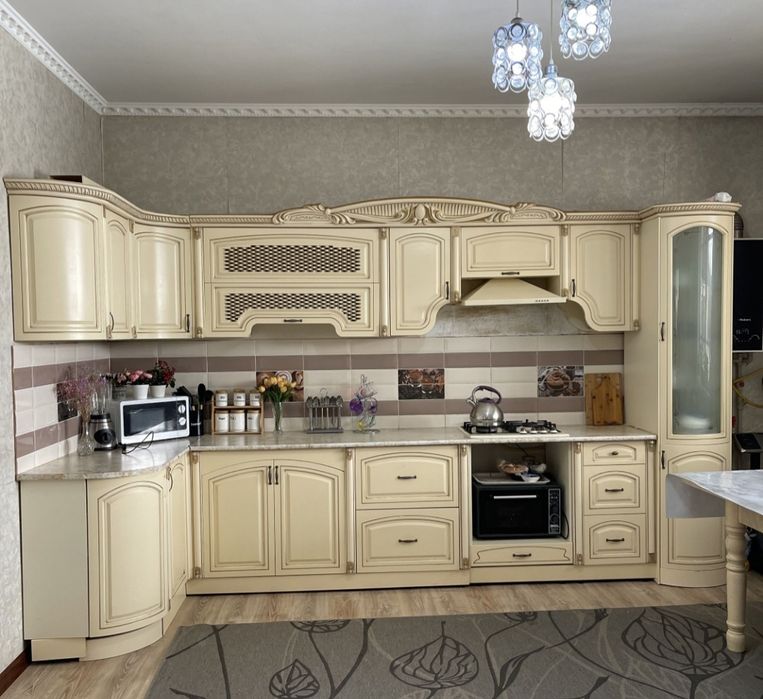 Спальный кроват сатылады срочно  бу