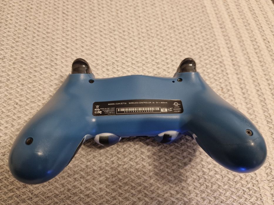 Джойстик за Playstation 4 Dualshock 4