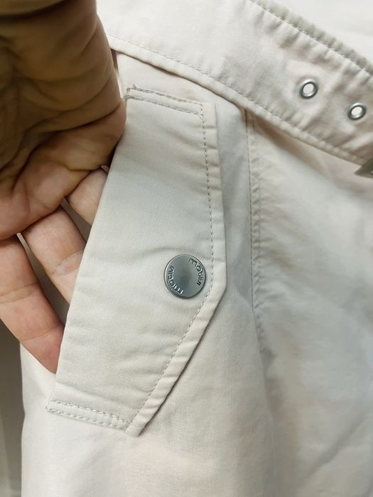 Trenci motivi M ca nou Italia