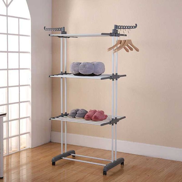 Uscator haine vertical, mobil si pliabil pentru rufe cu suport umerase