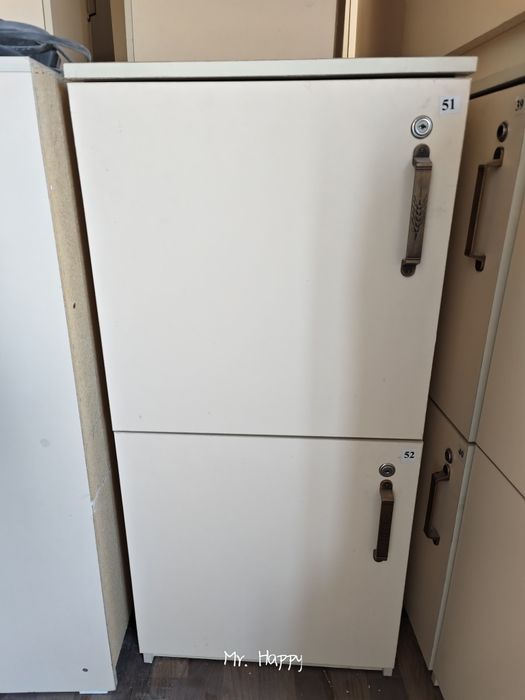 Шкафчик-тумба с замком