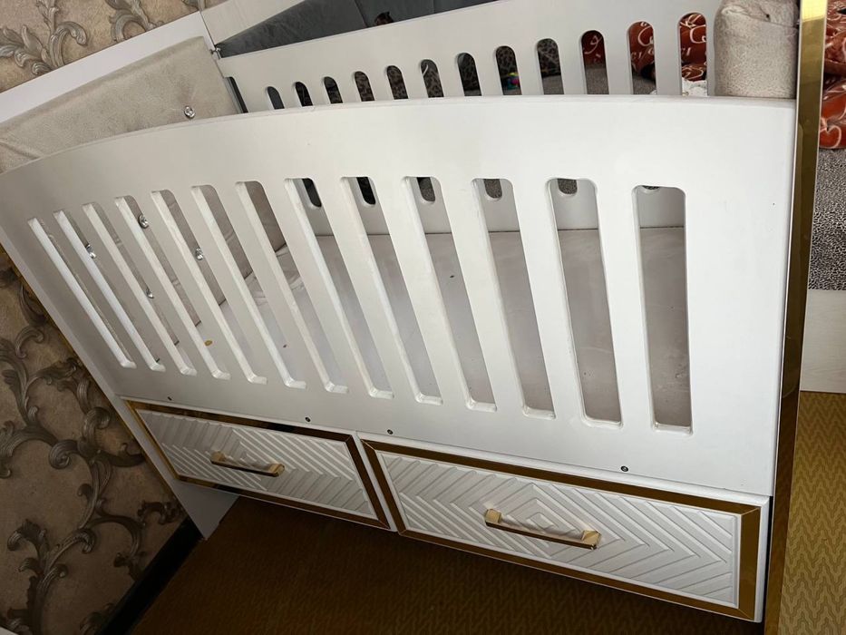 Болалар кровати сотилади!!!