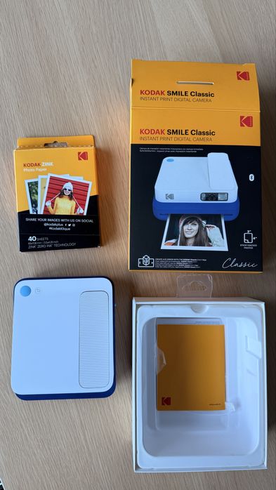 Фотоапарат за моментни снимки Kodak Smile Classic