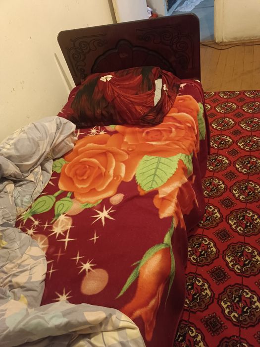 Mebel  sotiladi  dvux spaniy tirimo shifaner adelna 2ta spaniy srochni