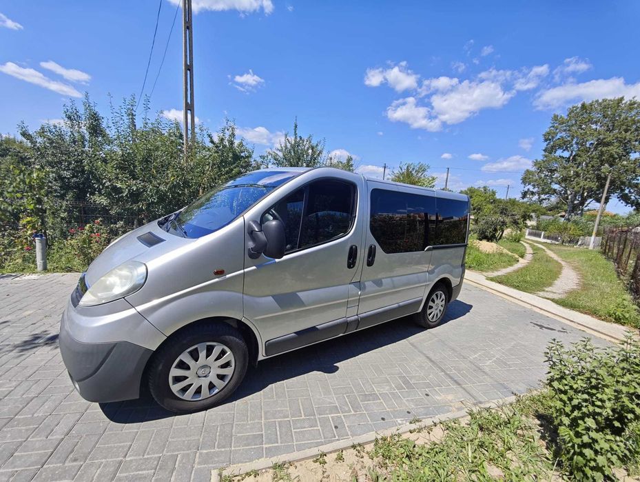 Opel Vivaro 8+1  2014 2.0 cdti