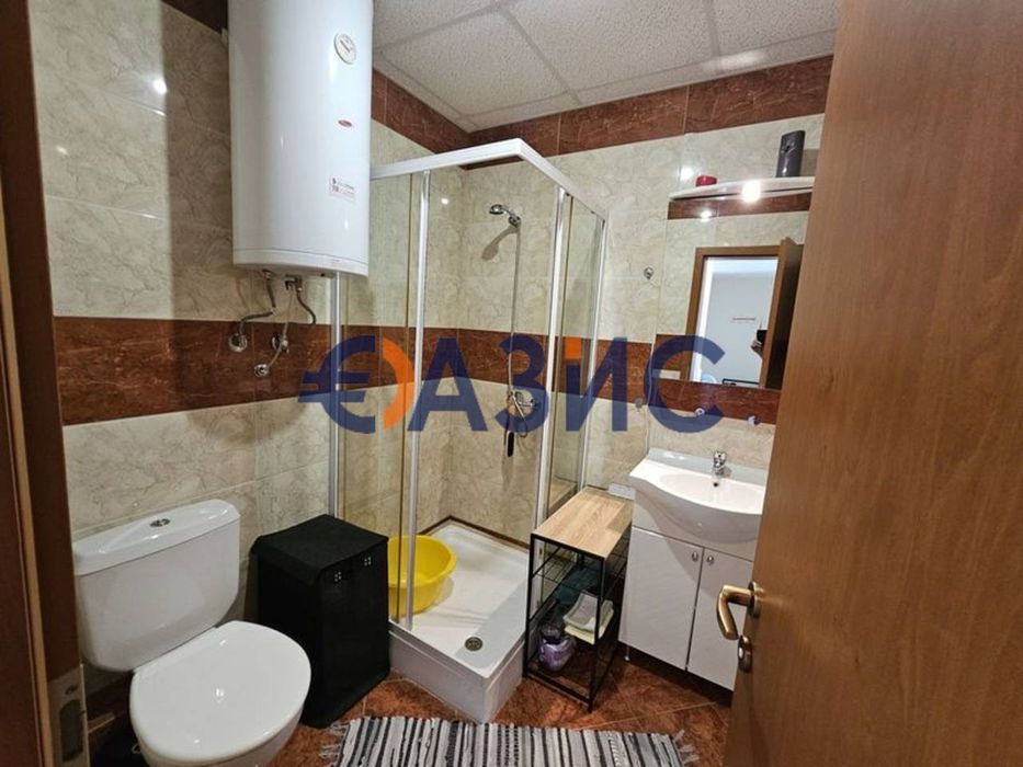 Продава се Двустаен апартамент в к.к. Слънчев бряг - 56 кв.м за 1322 €/кв.м - Снимка #10