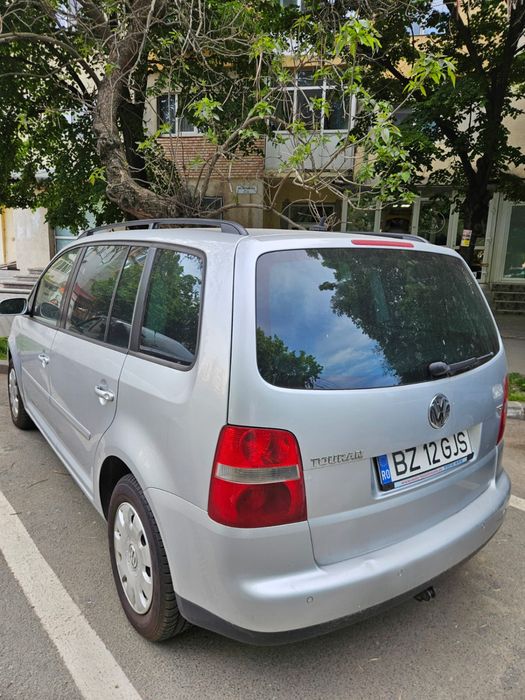 Vând Vw Touran 1.9 TDI