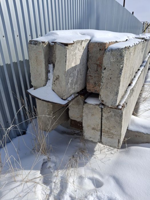 Прогоны ,кирпич,плита