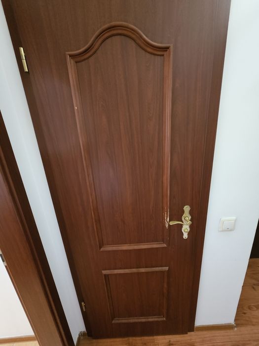 Продаю Б/У Двери