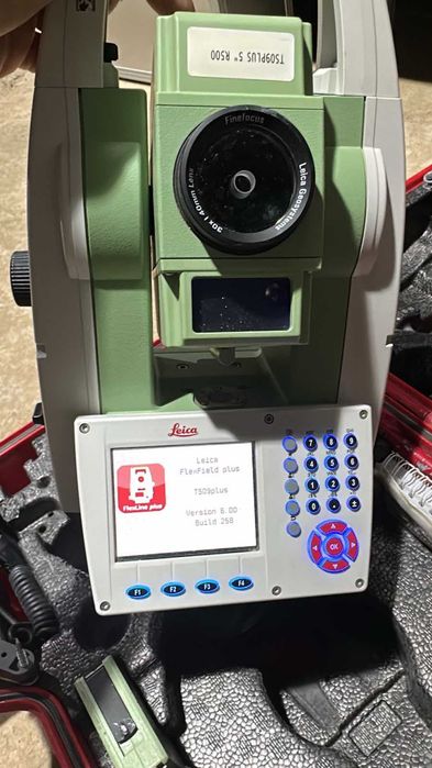 Тахеометр Leica TS09 Plus 5"R500