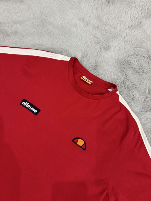 Мъжка тениска ELLESSE . Размер S