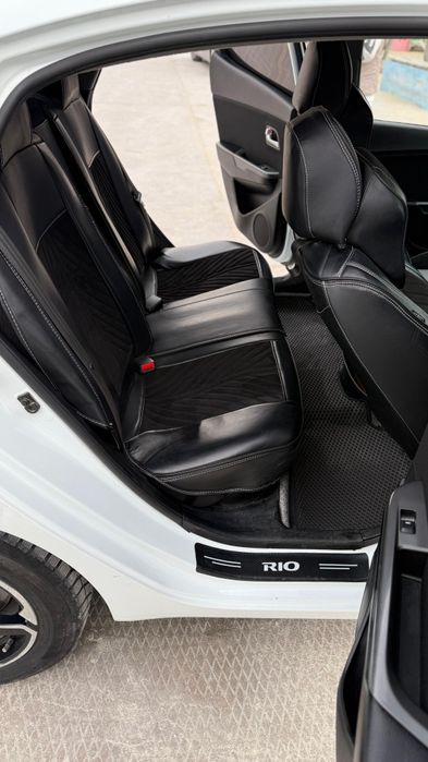 Продам Kia Rio 2015г. Обьем 1.6.