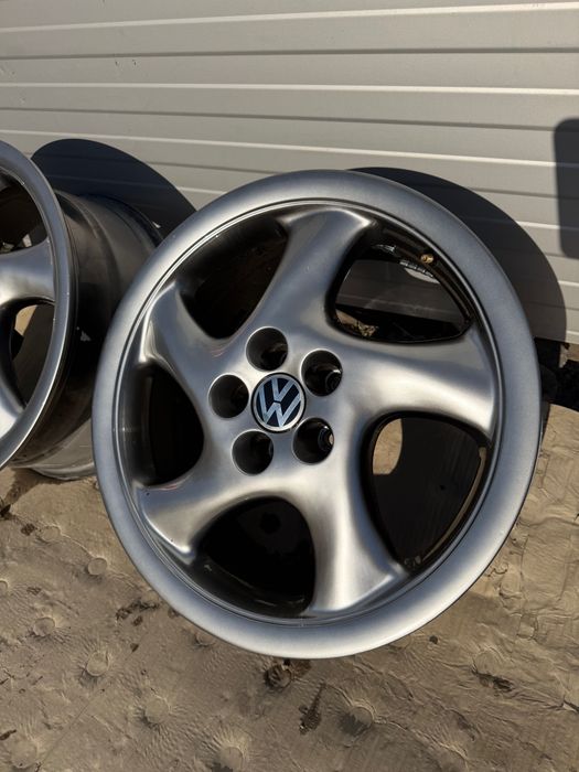 Джанти Porsche Twist 17" VW Golf  / Bora / Audi A3 (5x100)