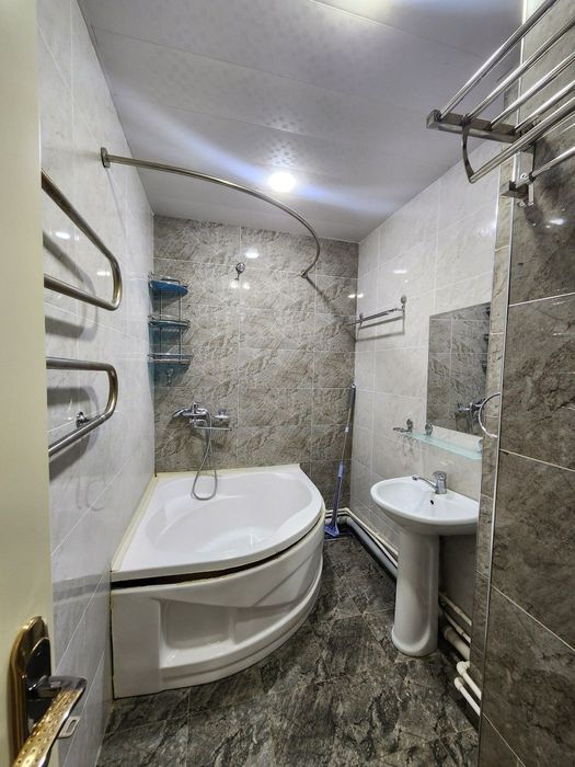 Chilonzorda 1 xonali kvartira ijaraga beriladi sroshna