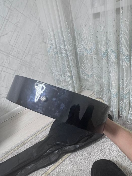 Гитара жағдайы жақсы