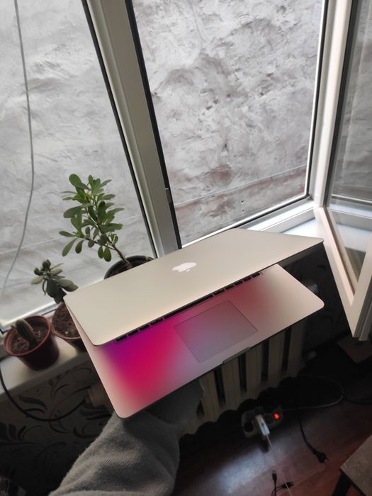 Apple MacBook PRO. В отличном состояние.
