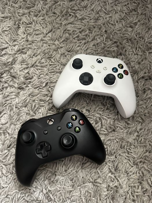XBOX One X - 2 controllere - 11 jocuri