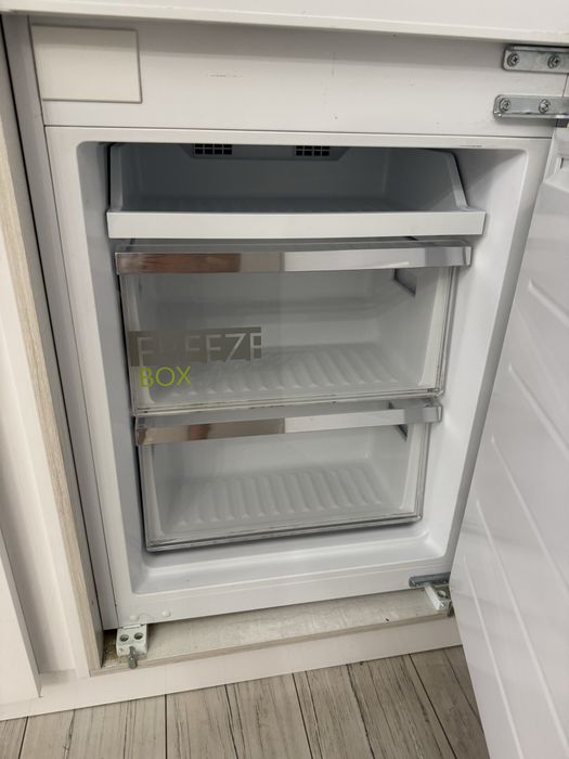 Холодильник/ Тоңазытқыш