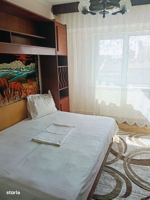 3 Camere  |  Faleza Nord  |  Delfinariu