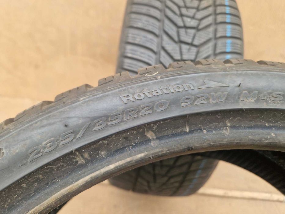 2 Hankook R20 235/35
Зимни гуми 
DOT2622