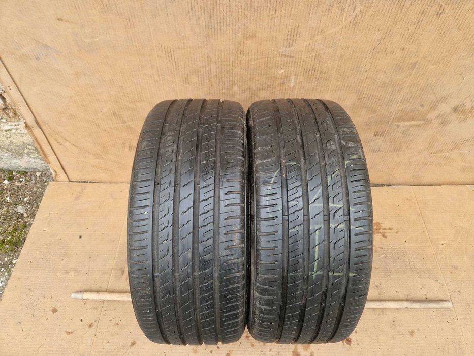 2 Barum R18 225/40 Летни гуми  DOT0521