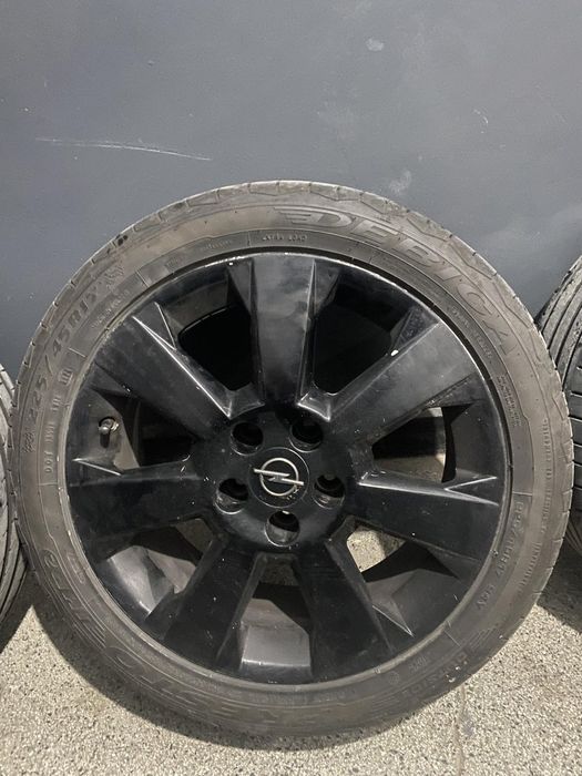 Джантите за Опел Зафира  Астра са 5x110, без заварки и кривини дават с