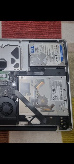 Продам или обменяю macbook pro 2011 года