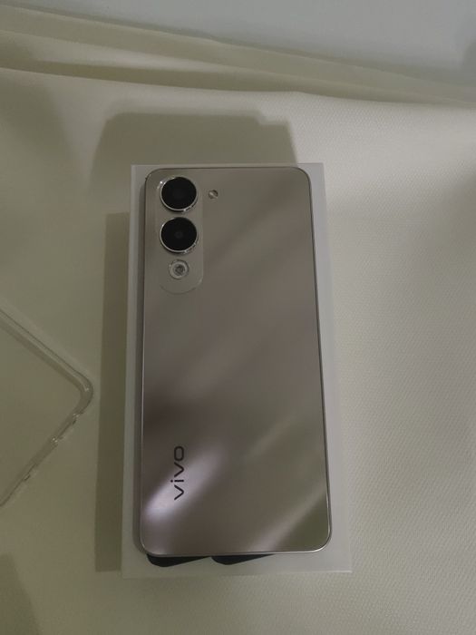 Продам телефон Vivo Yo4