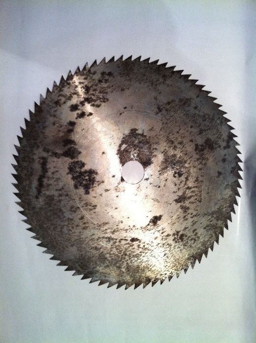 Продавам дискове за рязане на метал ,диск за циркуляр и шмиргел