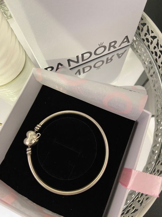 Pandora Гривна твърда