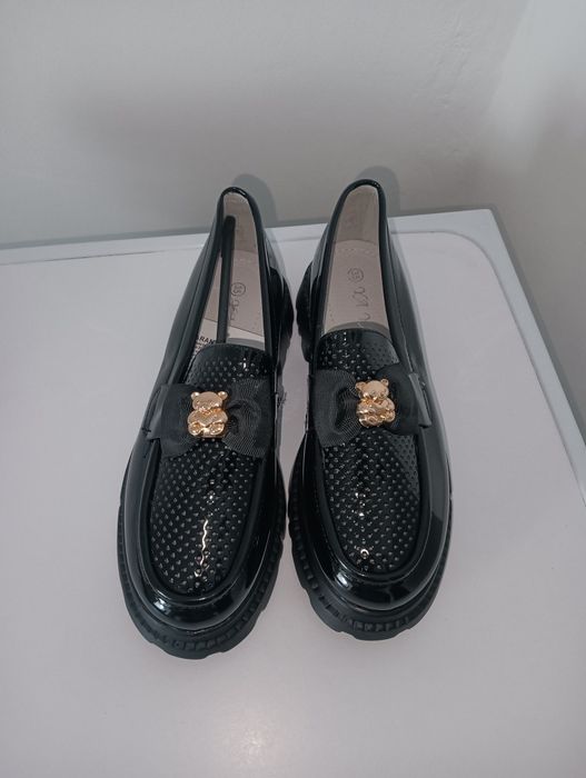 Pantofi casual,nou nouți mărimea 35