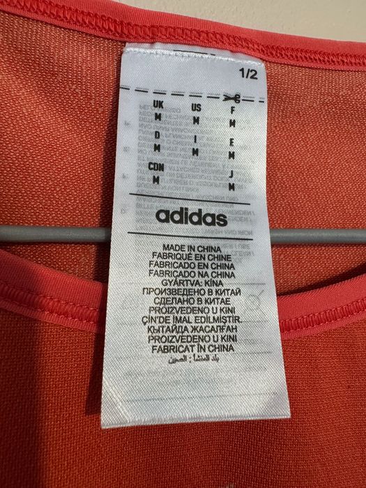 Adidas AEROKNIT TEE.Nike Sportswear Bonded Tank.