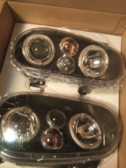 Faruri wolkswagen golf 4